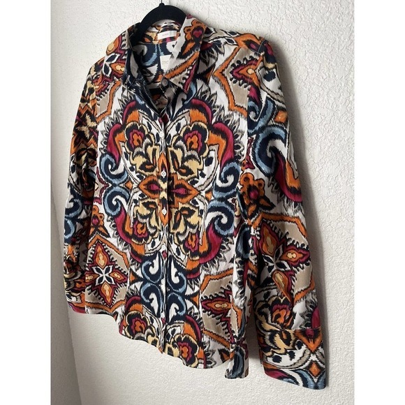 Chico's Womens Button Up Top Size 0 US 4 Ikat Scrolls No Iron Workwear Business‎ - Picture 4 of 11